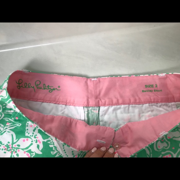 Lilly Pulitzer Barclay Short - size 2 - Picture 2 of 4
